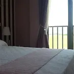 El Ribero De Hotel *