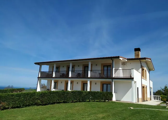 Hotel El Ribero De *